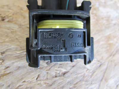 BMW Black Connector w/ Pigtail 69005364